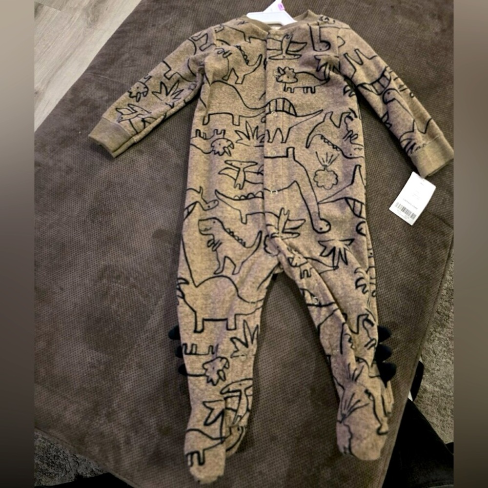 Carter’s Boys PJs 9months - New